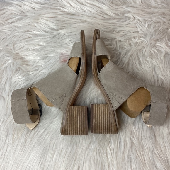 Sole/ society platform heels - Picture 4 of 7